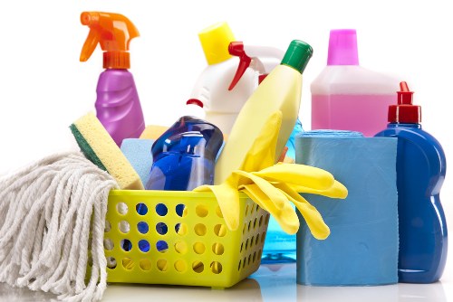 Deep upholstery cleaning for fabric sofas in Streatham